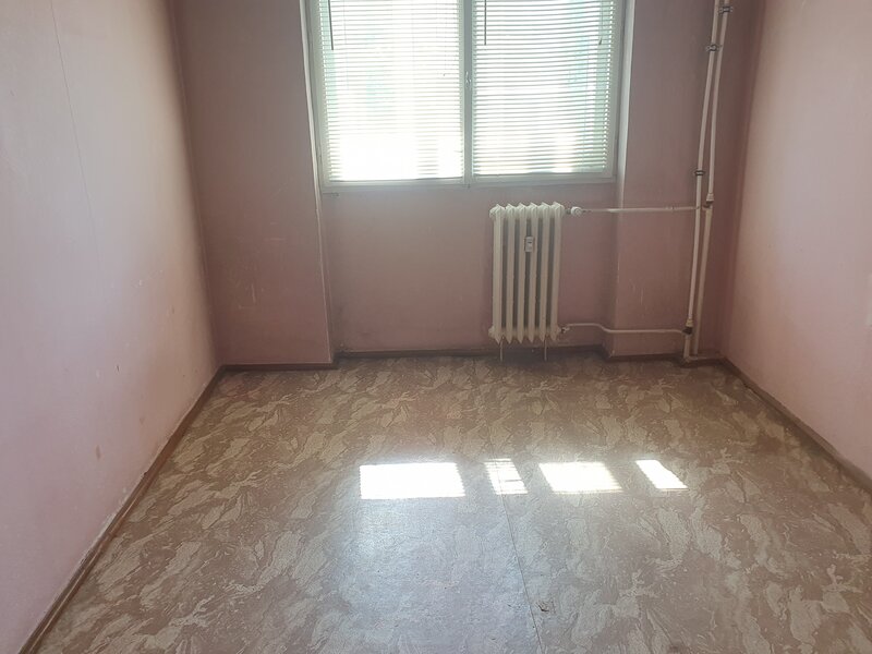 Drumul Taberei, V Ialomitei, vanzare 3 camere dec., 5/10, bl 75, reabilitat