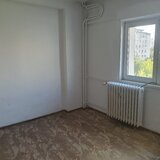 Drumul Taberei, V Ialomitei, vanzare 3 camere dec., 5/10, bl 75, reabilitat